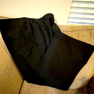 Maggie Barnes black dress pants, size 6 (22W)